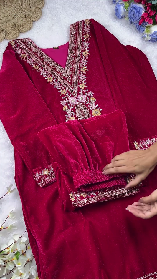 Majestic Velvet Kurta Set with Intricate Floral V-Neck Embroidery